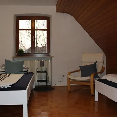Sandsteinhaus Mit Garten Im Naturpark Hassberge Apartmán *