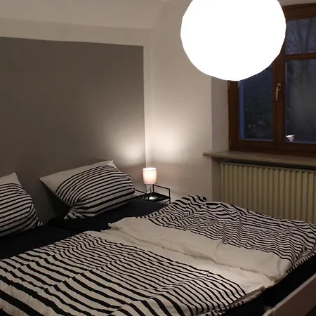 Sandsteinhaus Mit Garten Im Naturpark Hassberge Apartamento *